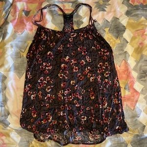 Deletta from Anthropologie flowy floral tank.